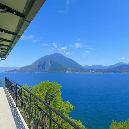 Lucia Villa *